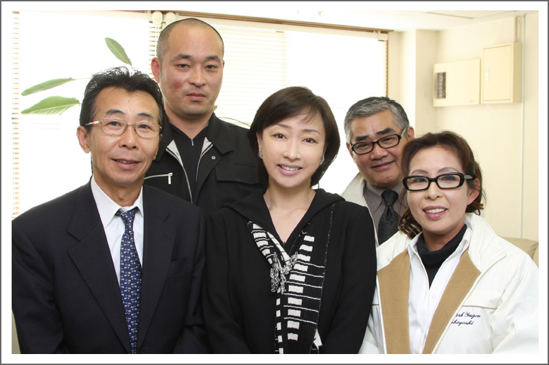 http://www.business-plus.net/interview/1102/images/110223_k0369_ex001.jpg