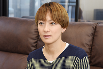 glay-s1top.jpg