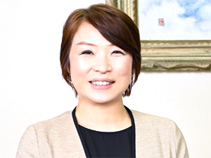 株式会社アムスコーポレーション 代表取締役 牧山美佐子