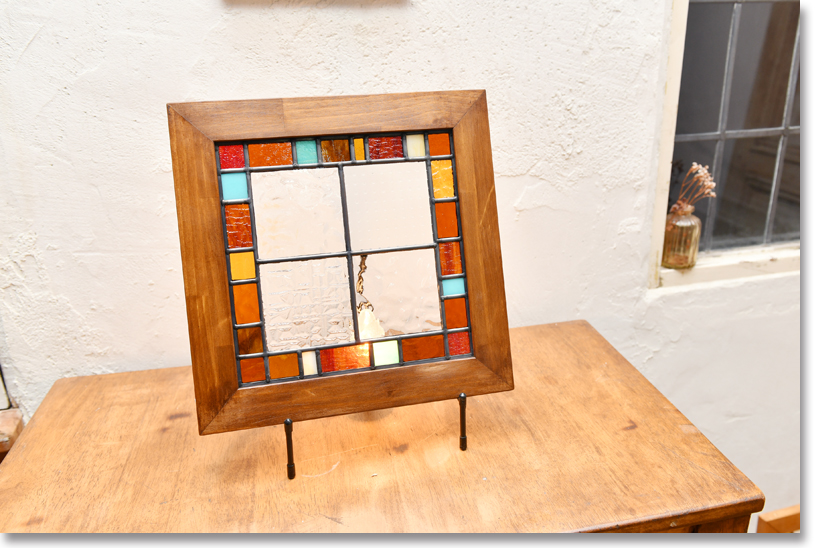 おしゃれな空間を演出するステンドグラス