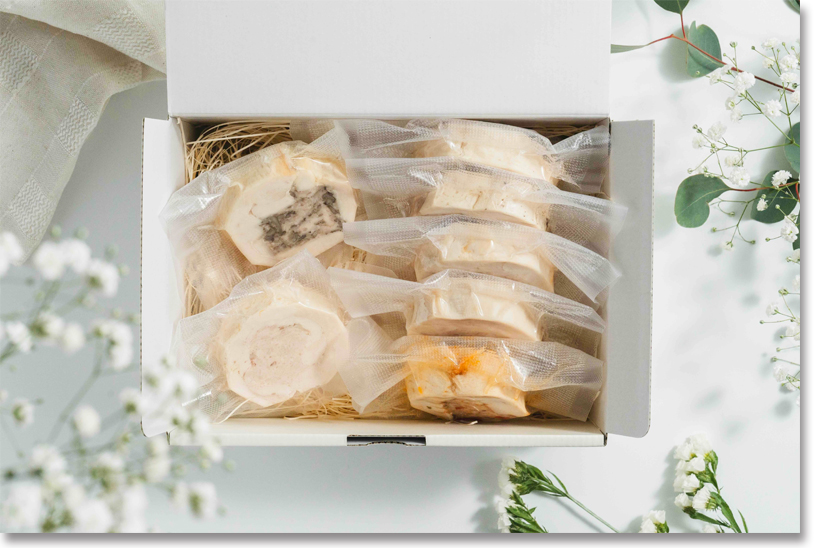 おしゃれで贈りものにもピッタリなシェフのチキン