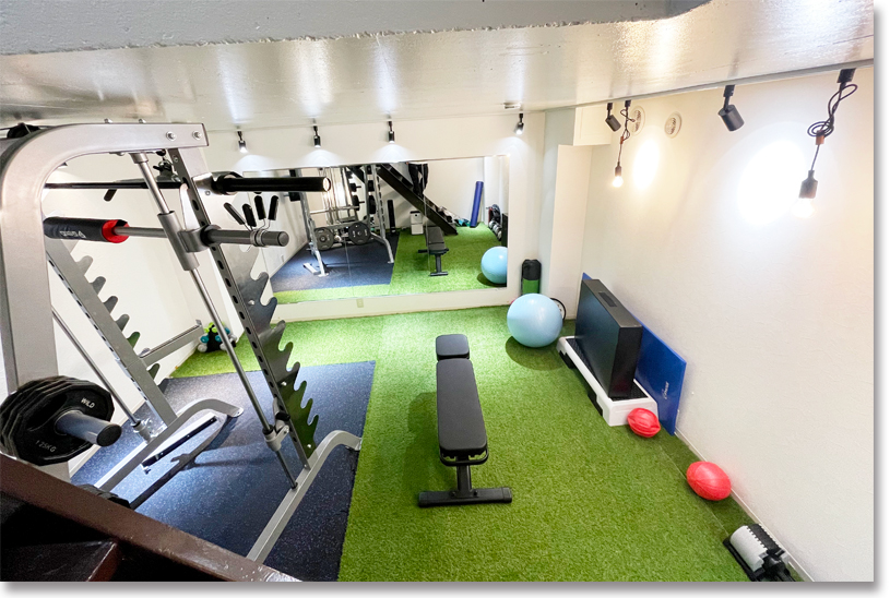 LIFE LOG GYM西大店