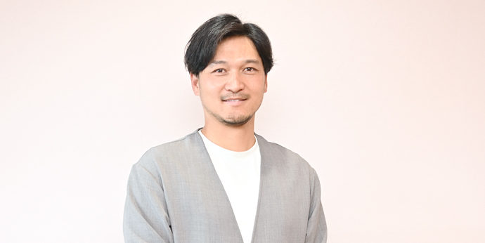 顧客の期待を上回る　対話重視の外構工事
庭彩悸 代表 宮本大輔