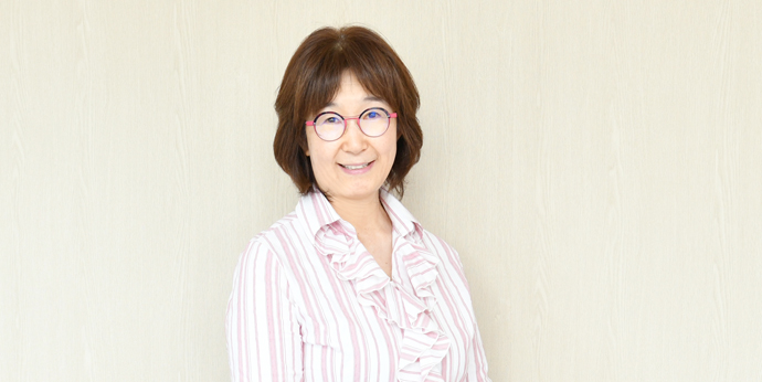 未来を見据えた発達支援 学びの力の土台をつくる
のびっこべすとらーにんぐ 代表 岩﨑 純子 未来を見据えた発達支援 学びの力の土台をつくる
のびっこべすとらーにんぐ 代表 岩﨑 純子