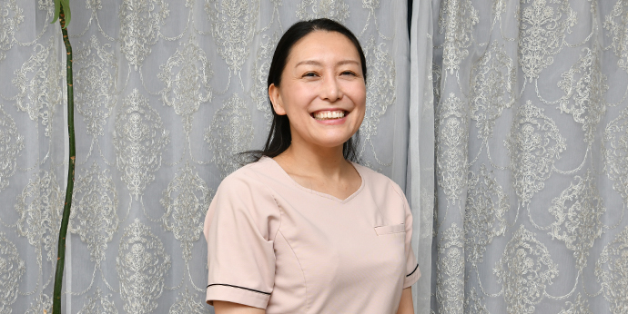 心と身体をアロマで癒す セラピストこそ我が人生
株式会社Shining future seeds 代表取締役 中谷 志奈子 心と身体をアロマで癒す セラピストこそ我が人生
株式会社Shining future seeds 代表取締役 中谷 志奈子
