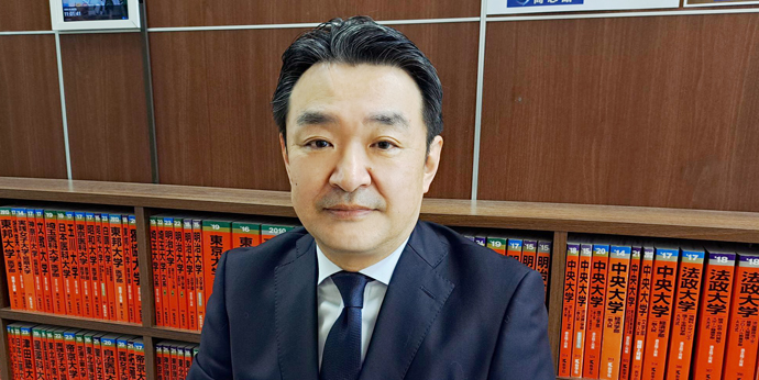 志を持つ機会を与える 地域密着の個別指導塾
ルドルフ株式会社/高志館 代表取締役 小野幹夫 志を持つ機会を与える 地域密着の個別指導塾
ルドルフ株式会社/高志館 代表取締役 小野幹夫