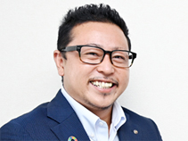 Visionary Vanguard株式会社／訪問介護事業所 紙ひこうき 代表取締役 小野道人