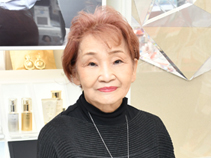 ヤマサキ化粧品店 オーナー 渡邊輝代