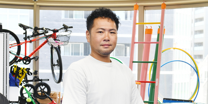 療育からアスリート支援まで 運動を通して未来を育む
株式会社DiscoveryKids 代表取締役社長 楪葉 信人 療育からアスリート支援まで 運動を通して未来を育む
株式会社DiscoveryKids 代表取締役社長 楪葉 信人