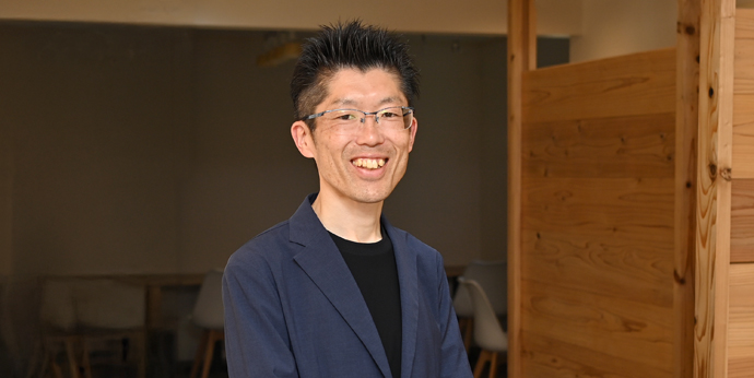 数学を通じて人生も学ぶ 生きる力を育てる数学塾
数学塾UETA 代表 植田 克彦 数学を通じて人生も学ぶ 生きる力を育てる数学塾
数学塾UETA 代表 植田 克彦