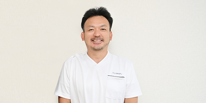 生まれ育った江戸川区で地域貢献 訪問看護で支える日々の暮らし
YUIMARU LIFE訪問看護ステーション 代表 岸本 大司 生まれ育った江戸川区で地域貢献 訪問看護で支える日々の暮らし
YUIMARU LIFE訪問看護ステーション 代表 岸本 大司