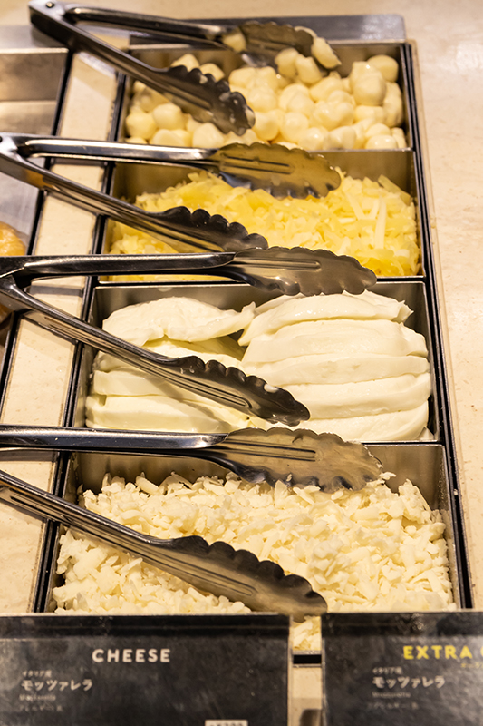 生地やチーズの選択肢が豊富！